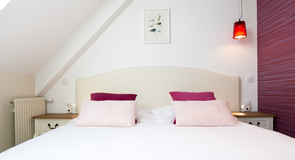 Small Double Room photo 1