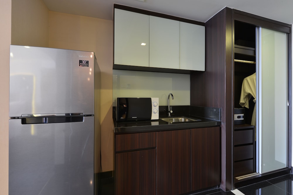 Premium Deluxe Triple photo 3