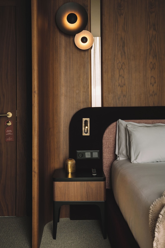 Suite, Balcony - Photo 4