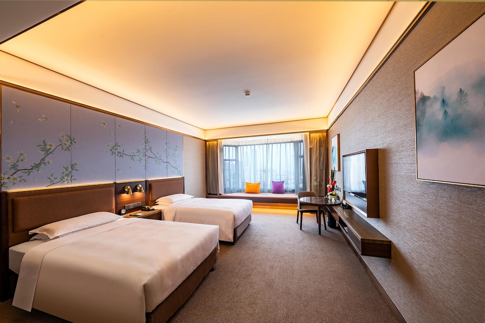 Premier Deluxe Twin Bed Room - Photo 6