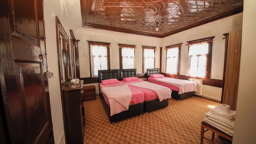 Family Triple Room, Garden View photo 1