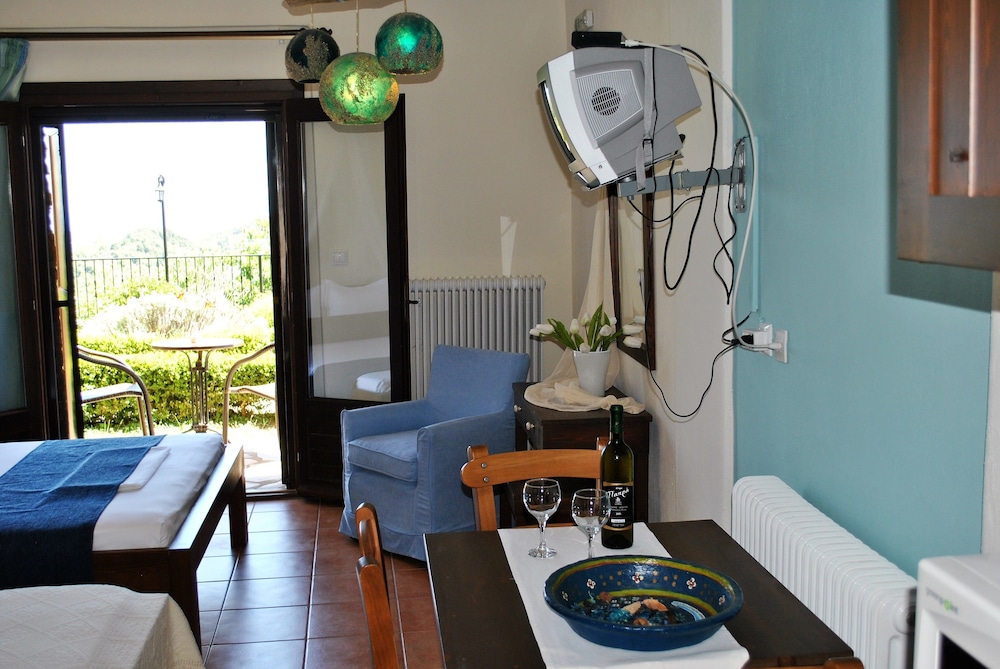 Deluxe Apartment, Kitchen, Garden Area photo 1