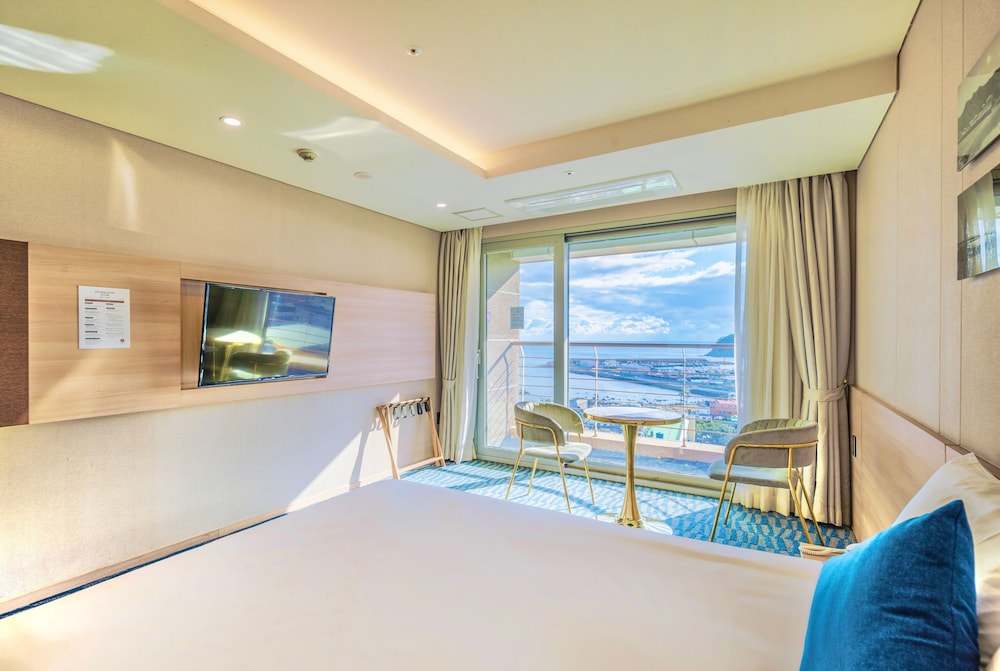 Executive Double Room, 1 Double Bed, Terrace, Ocean View photo 2