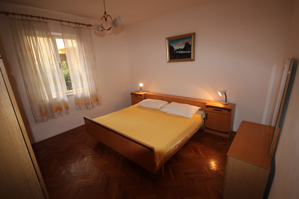 Apartment, 3 Bedrooms, Terrace, Garden View