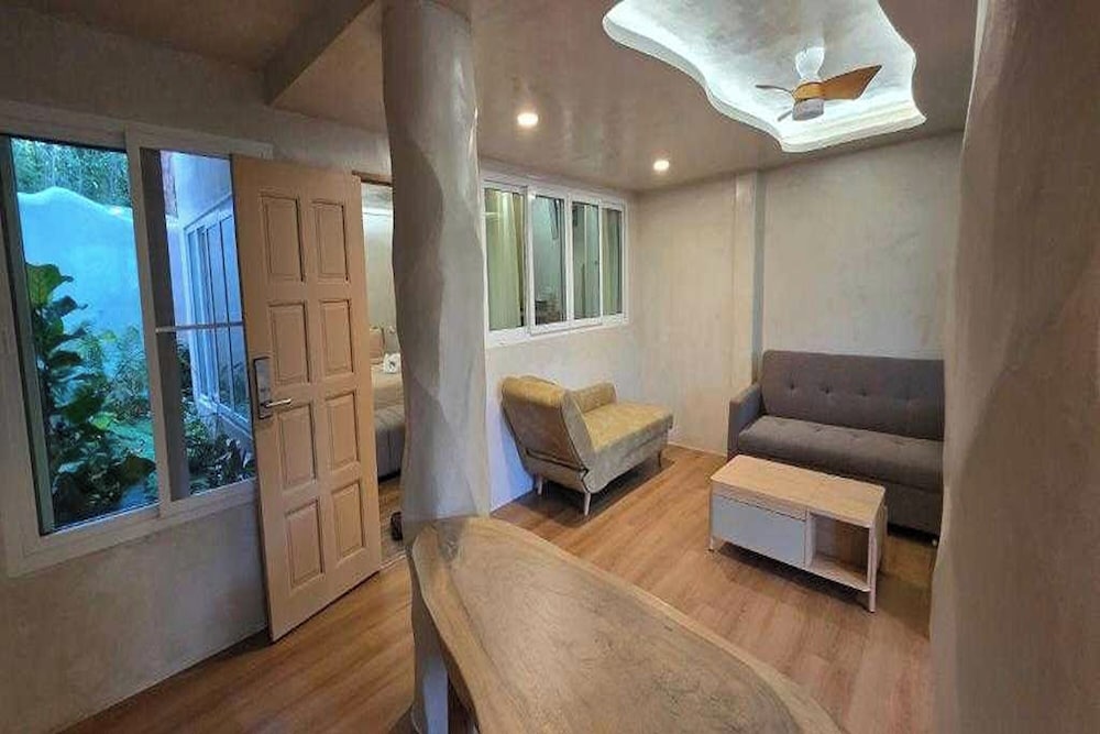 Family Garden View with Plunge Pool - Photo 6