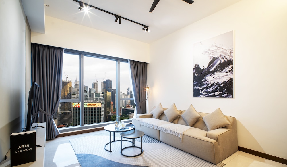 Premium One bedroom apartment (City View)