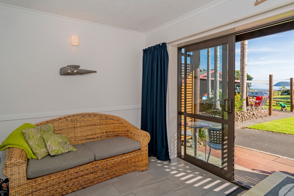 One Bedroom Cabin - Photo 1