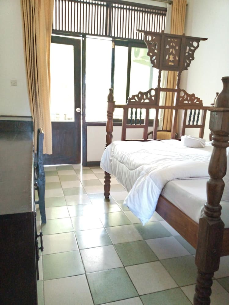 Standard Garden View Room