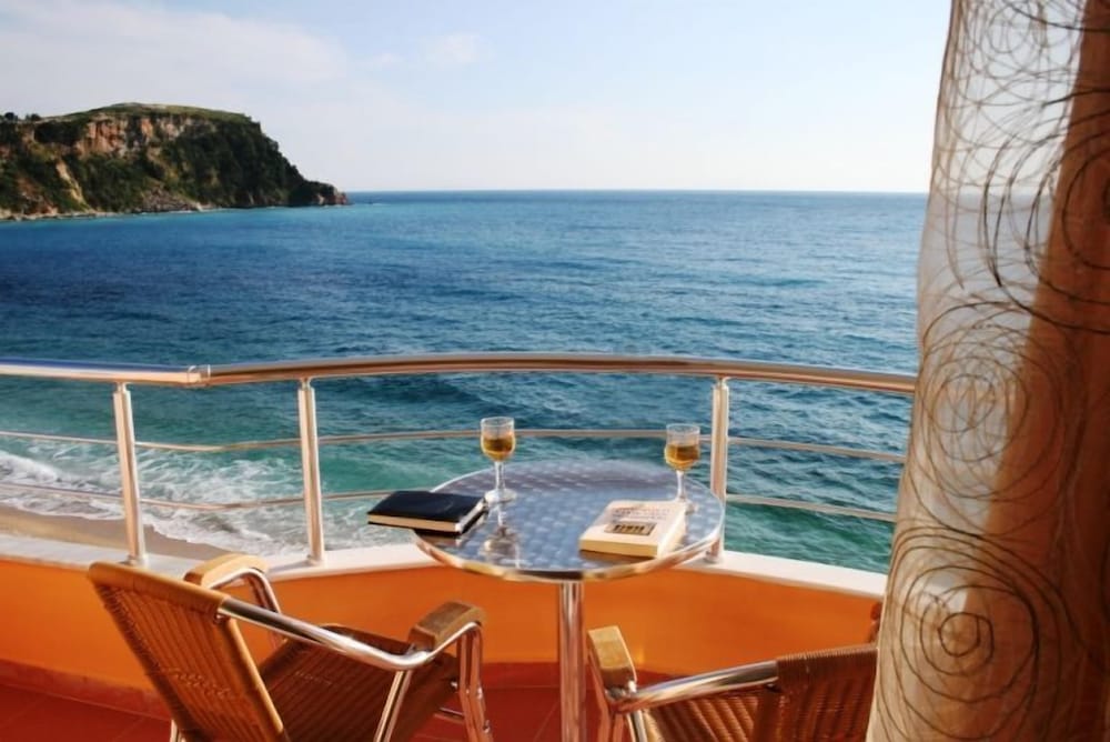 Quadruple Room, Sea View photo 3
