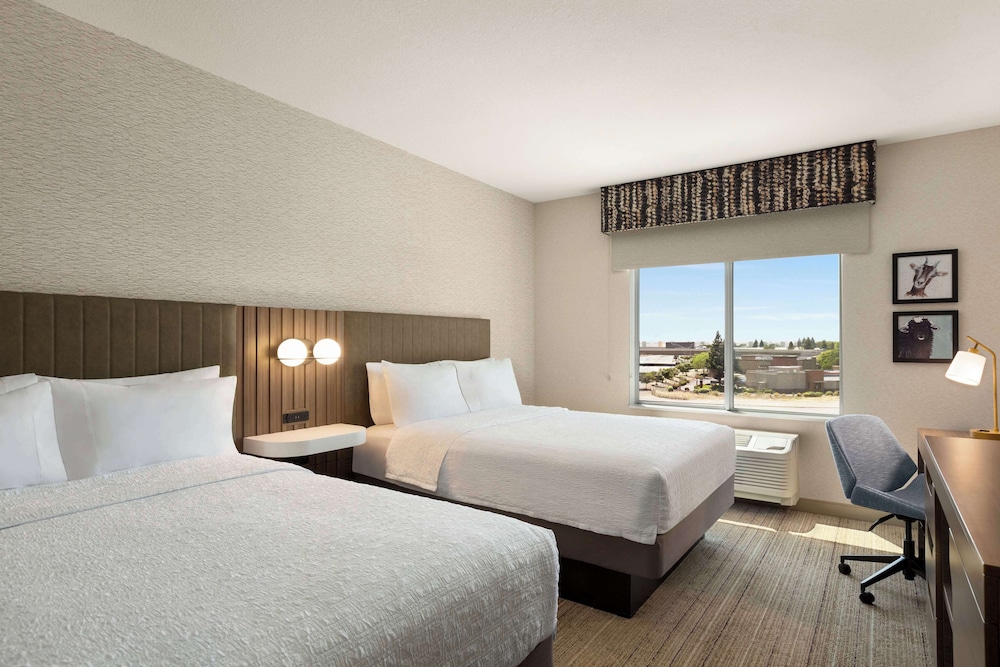 Room, 2 Queen Beds, Accessible, Bathtub (Mobility & Hearing) - Photo 3