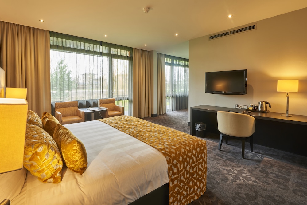 Luxury Double Room, Jetted Tub - Photo 2