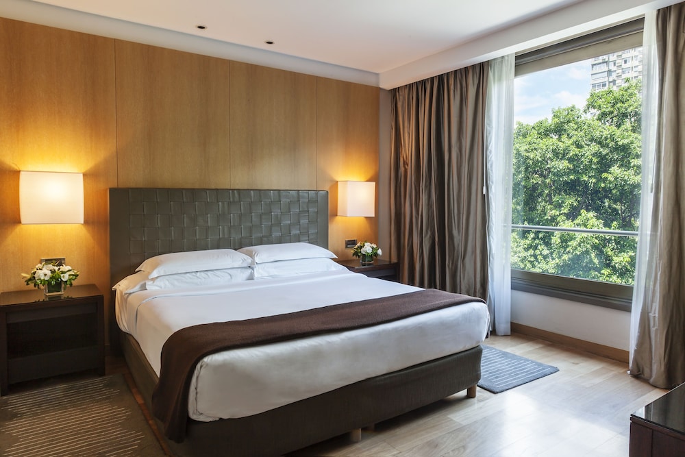 Park, Executive Suite