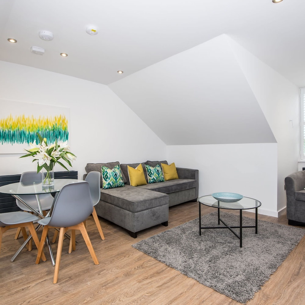 Apartment photo 1