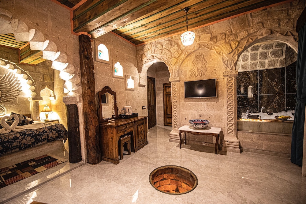 Queen Suite