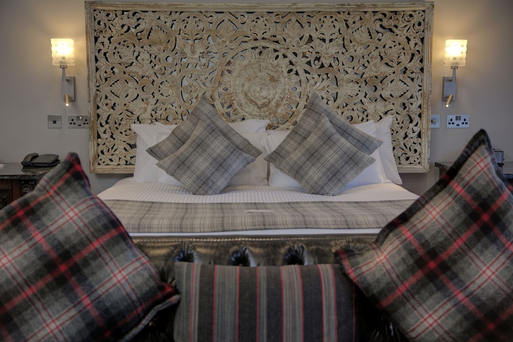 Junior Suite, 1 Double Bed, Non Smoking, Jetted Tub - Photo 2