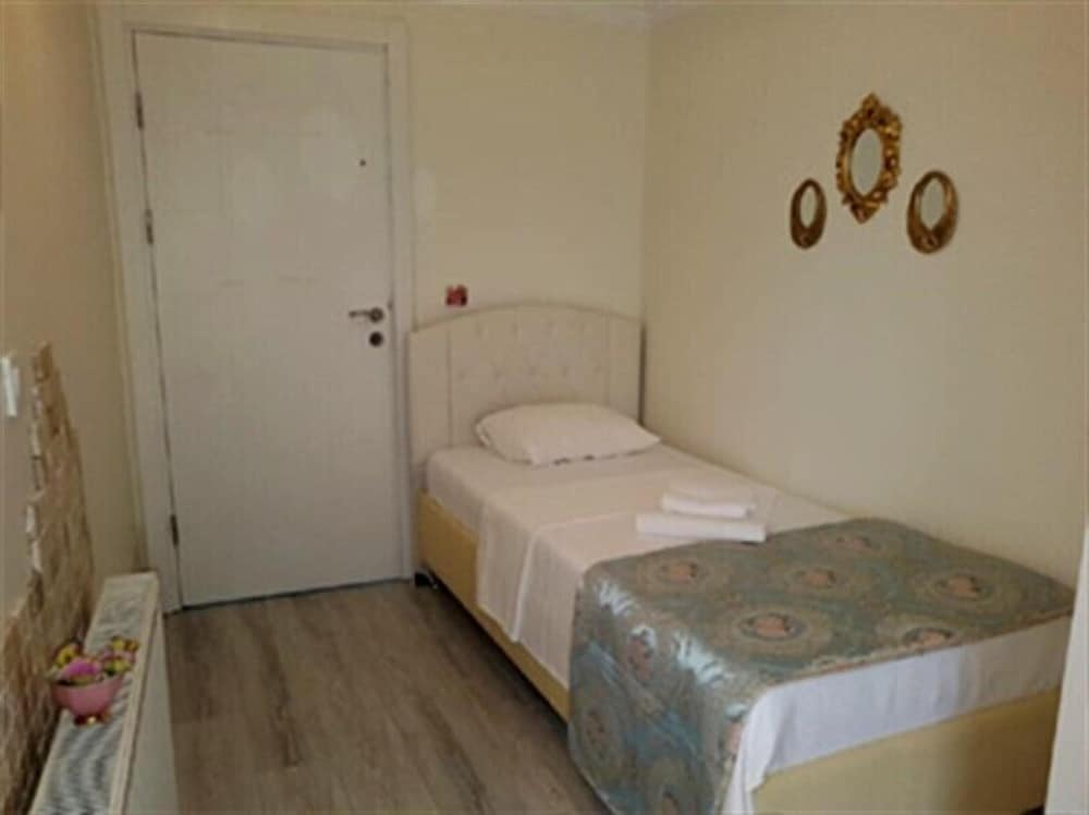 Single Room photo 1