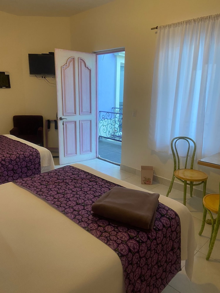 Classic Double Room photo 2