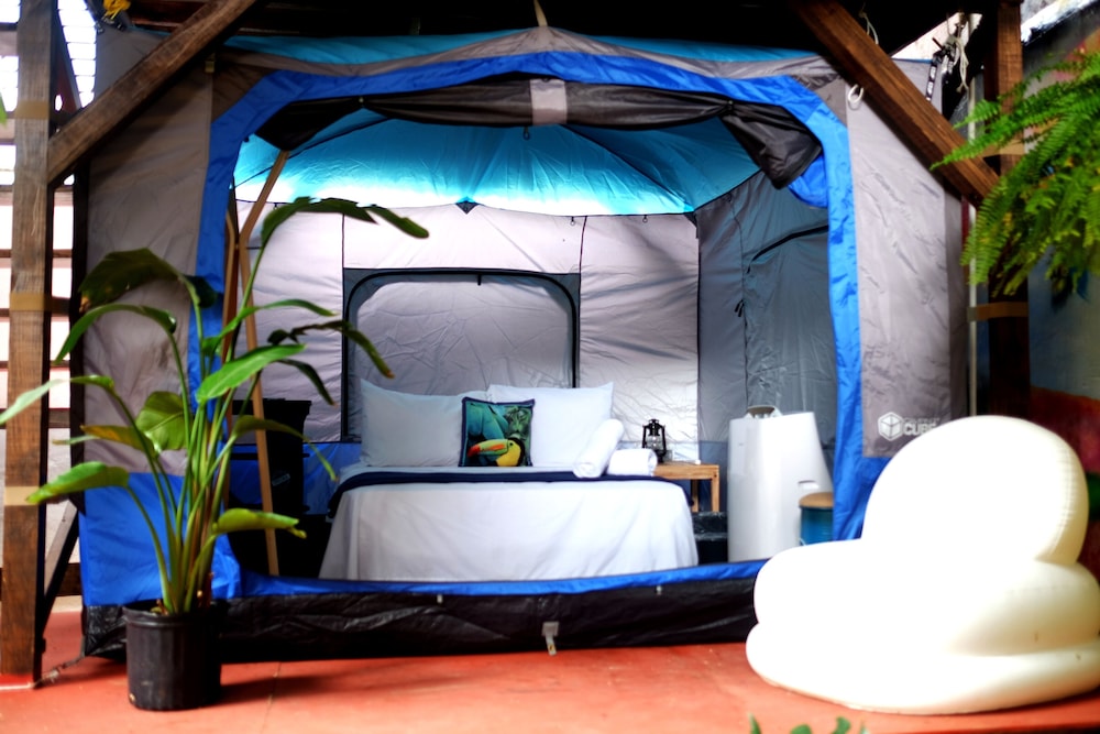 Comfort Tent, 1 Queen Bed, Non Smoking, Garden View photo 1