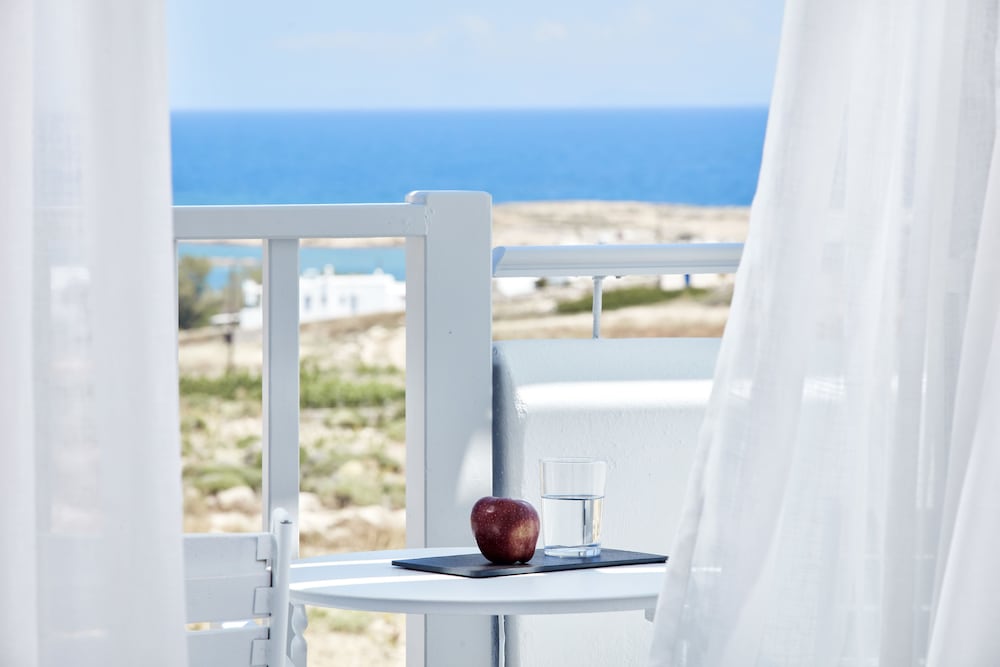 Deluxe Double Room, Sea View - Photo 4
