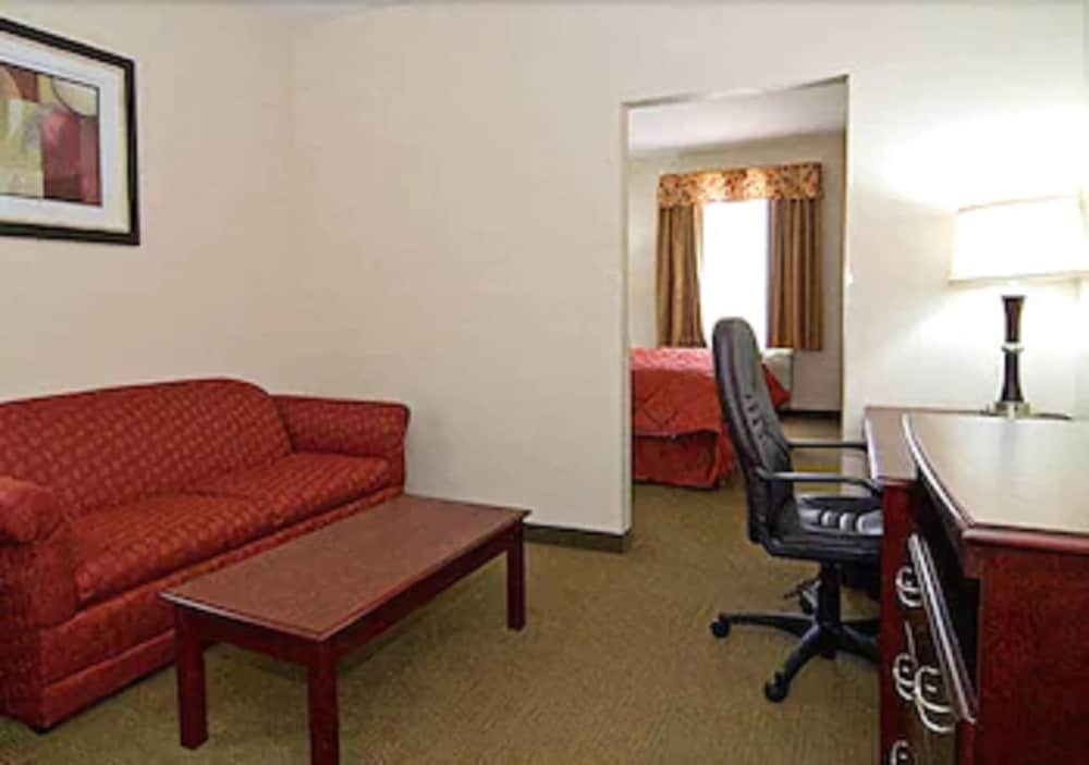 Suite, Non Smoking - Photo 1