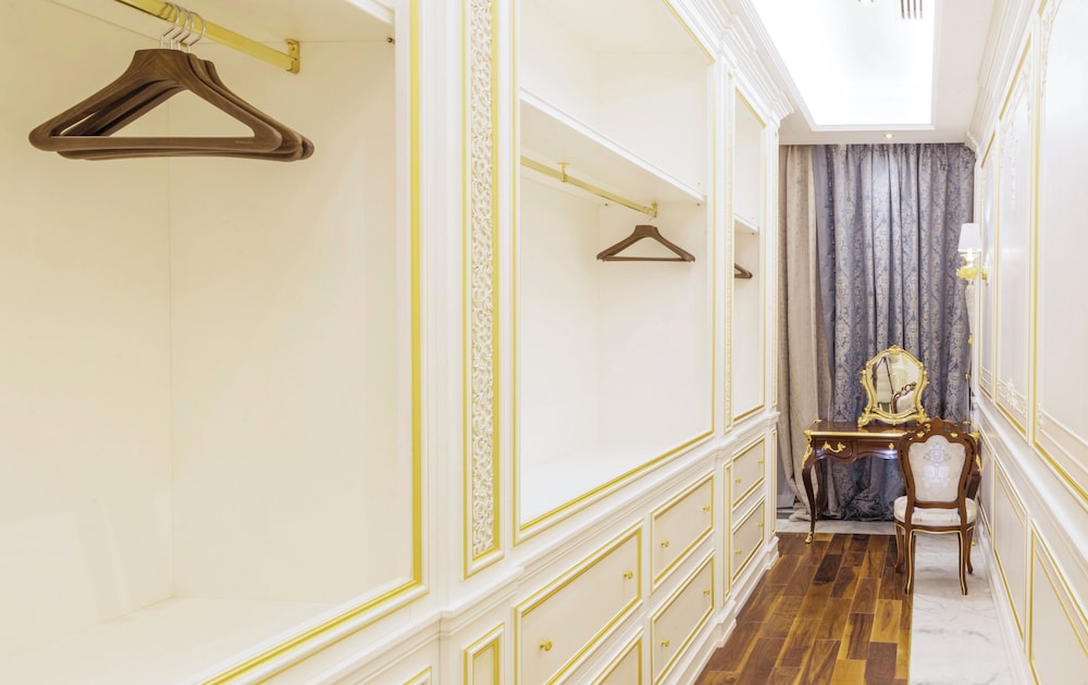 Presidential Suite, 1 King Bed photo 3