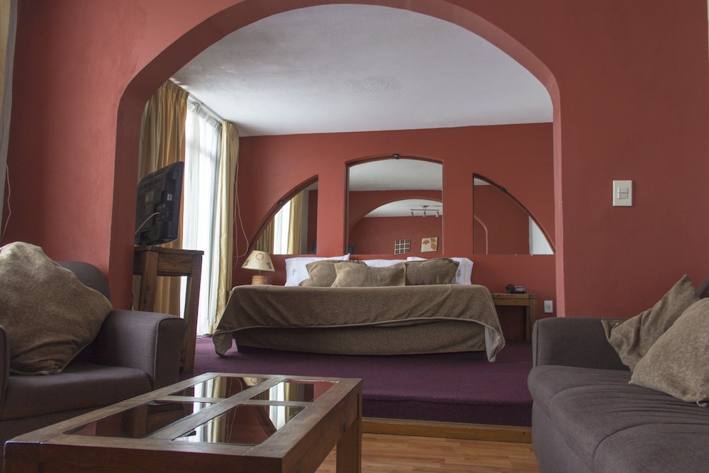 Business Studio Suite, 1 King Bed