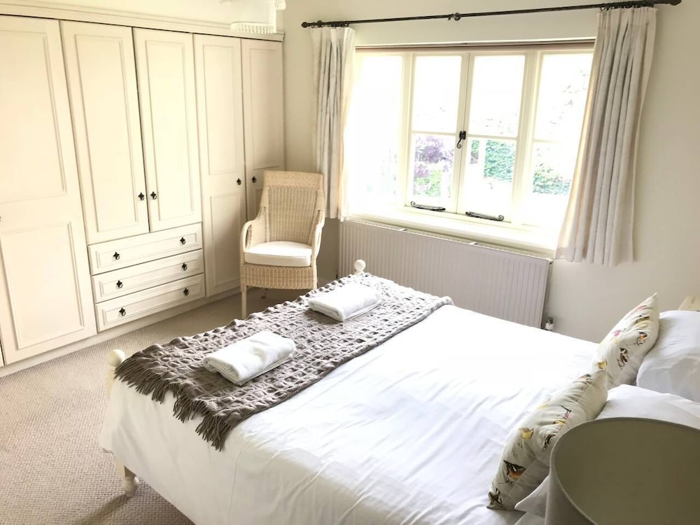 Cottage (4 Bedrooms)