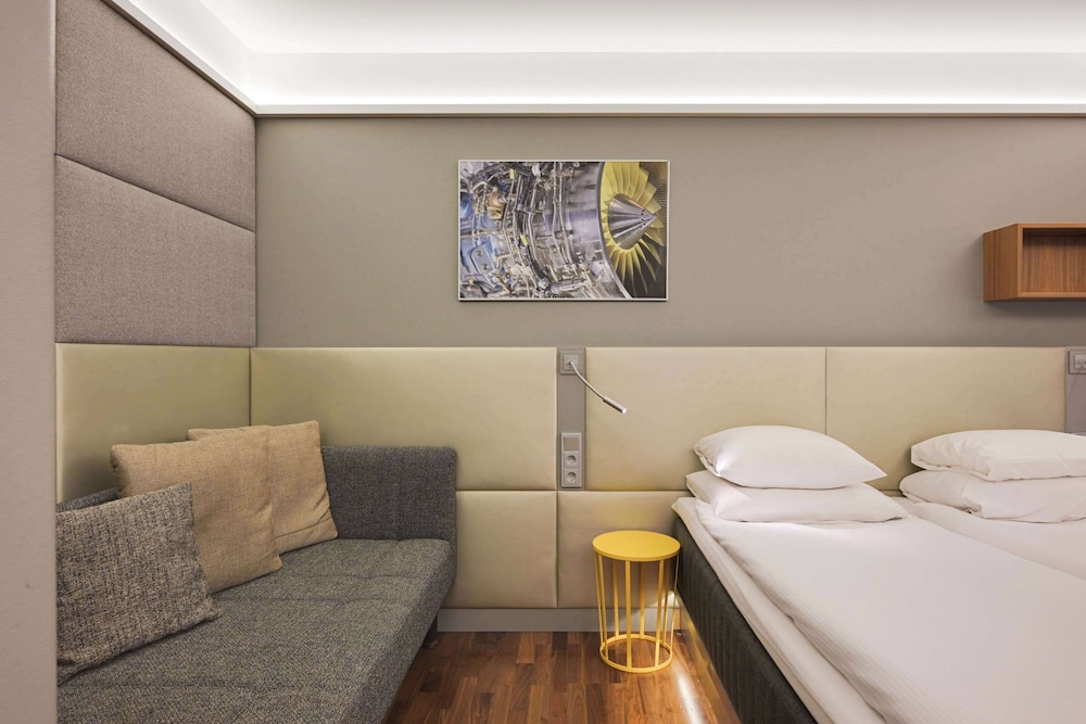 Double Room (Compact) - Photo 2