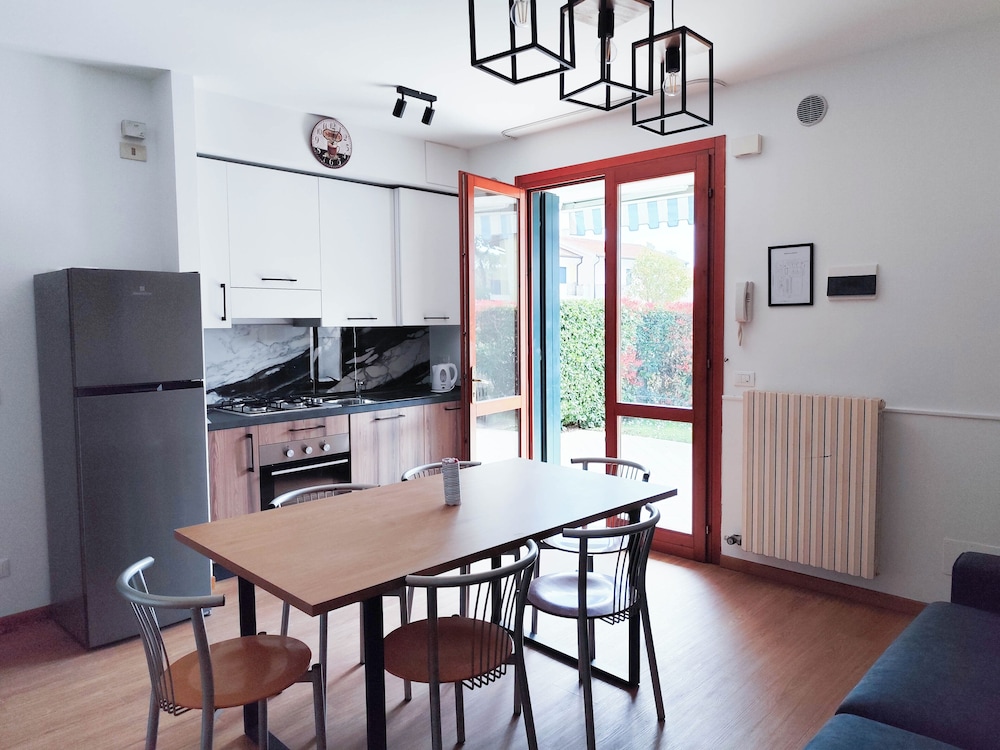 Apartment, 2 Bedrooms, City View photo 1