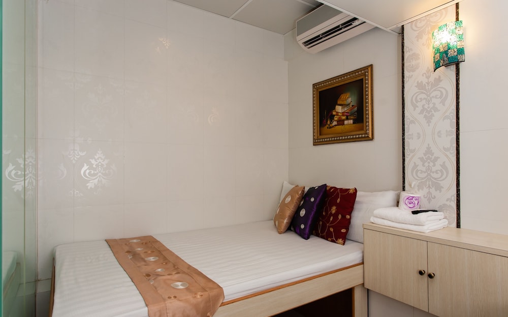 Single Room photo 2