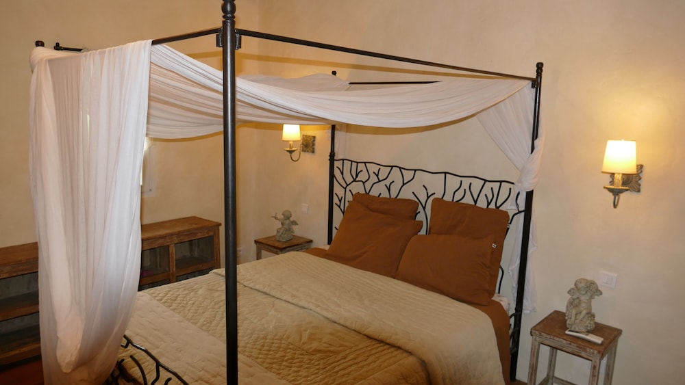 Room Noché