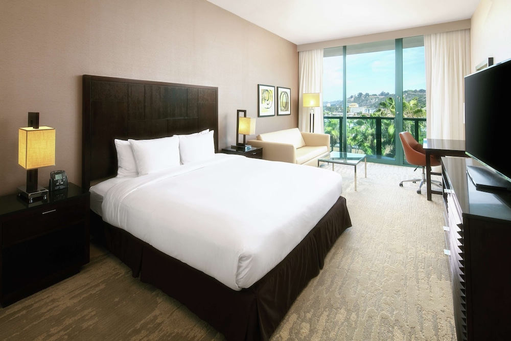 Room, 1 King Bed, Non Smoking