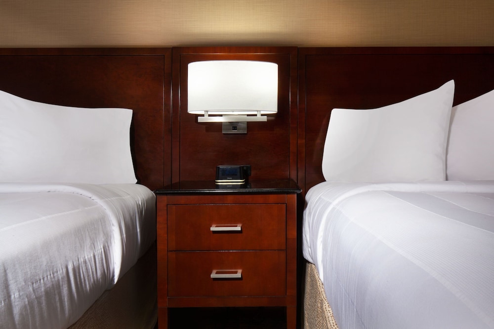Guestroom 2 Doubles High Floor photo 3