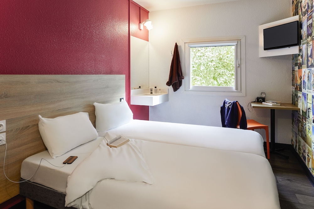 Room, 2 Twin Beds photo 1