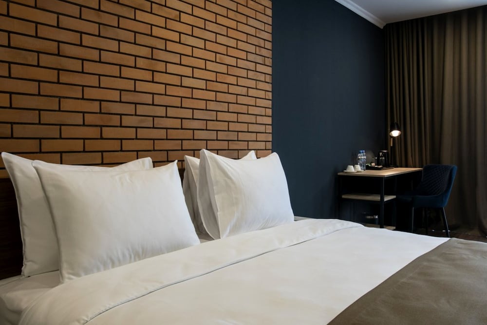 Business Double Room - Photo 2
