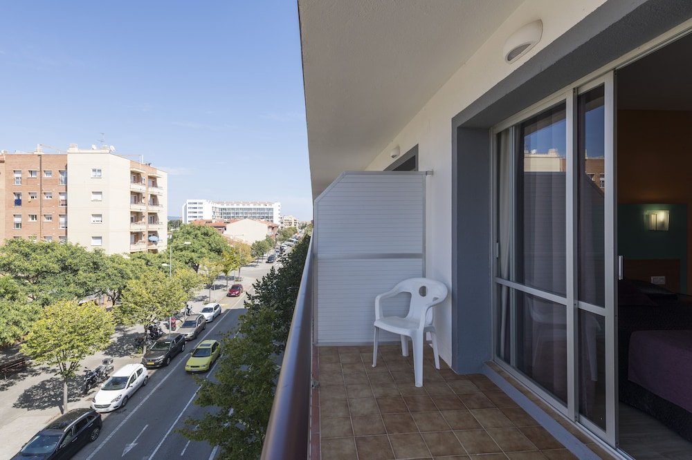 Standard Room (2 Adults) - Photo 6