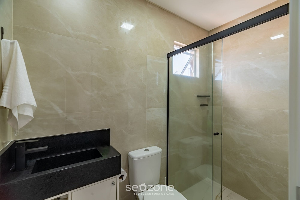 Basic Apartment photo 2