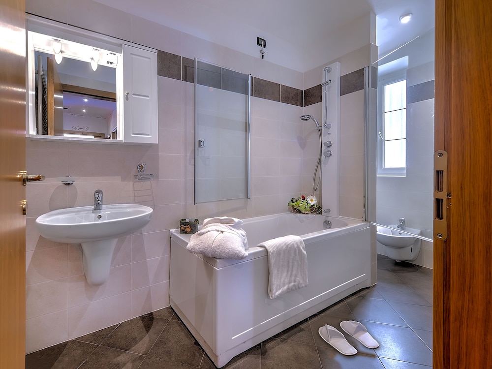 Suite photo 2