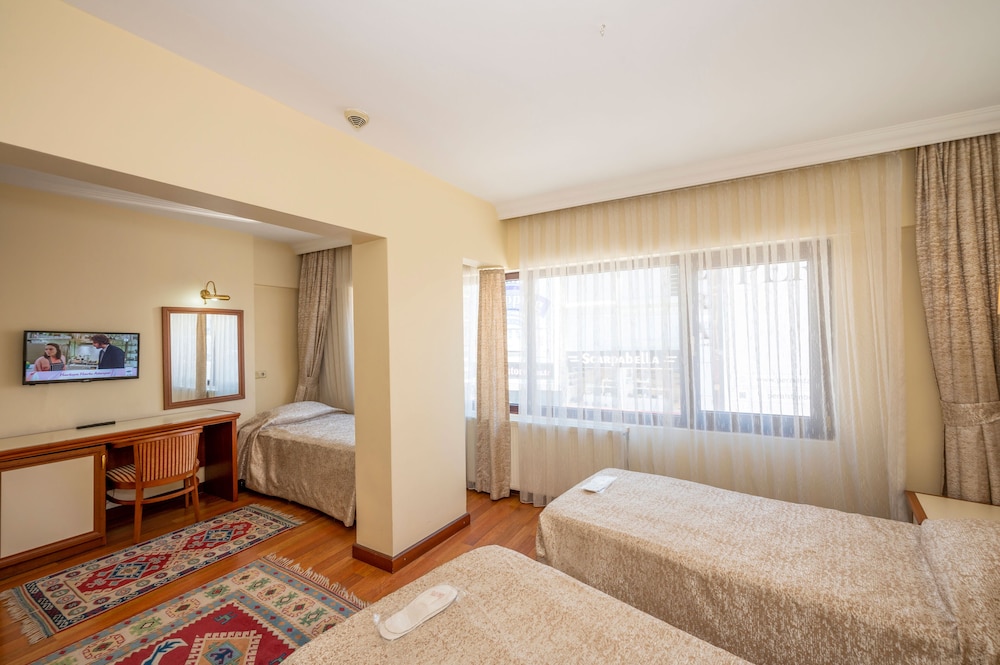 Standard Triple Room photo 1