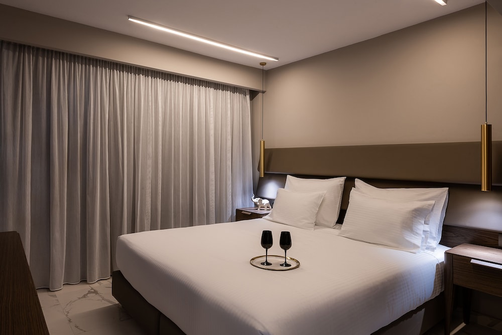 Nest Suite with 2 Bedrooms - Photo 6
