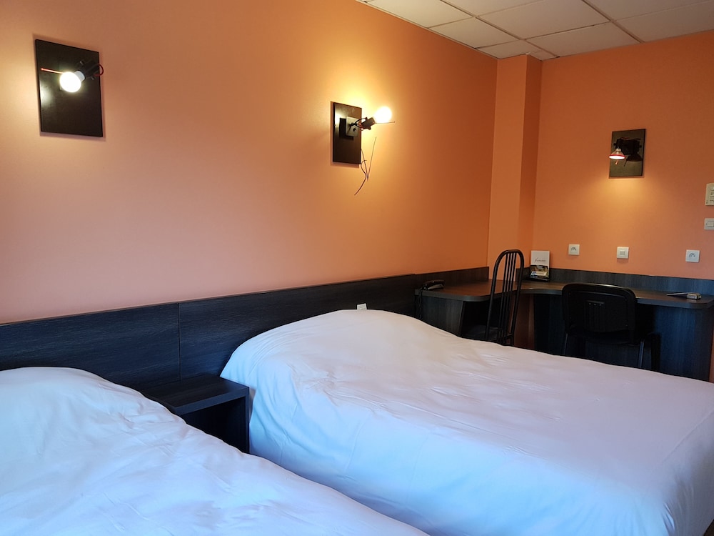 Triple Room - Photo 1