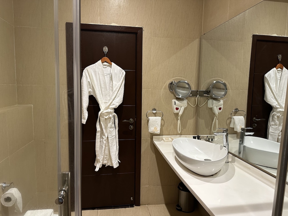 Executive Suite photo 2