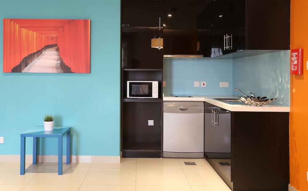 Suite, 2 Bedrooms, Balcony, City View
