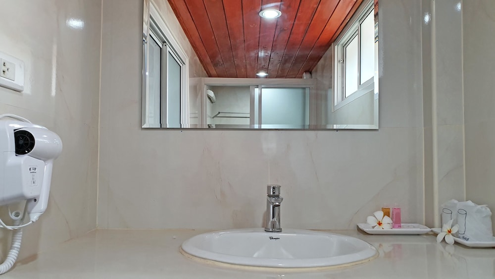Double Bungalow, Air-Conditioning - Photo 4
