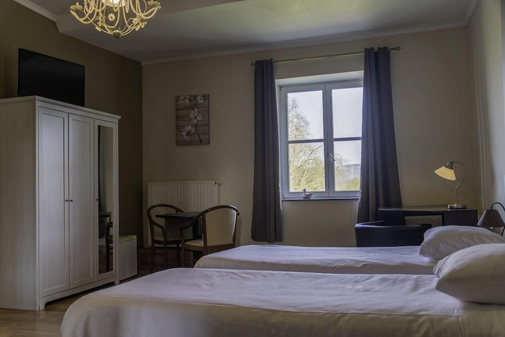 Economy Double Room Single Use photo 2