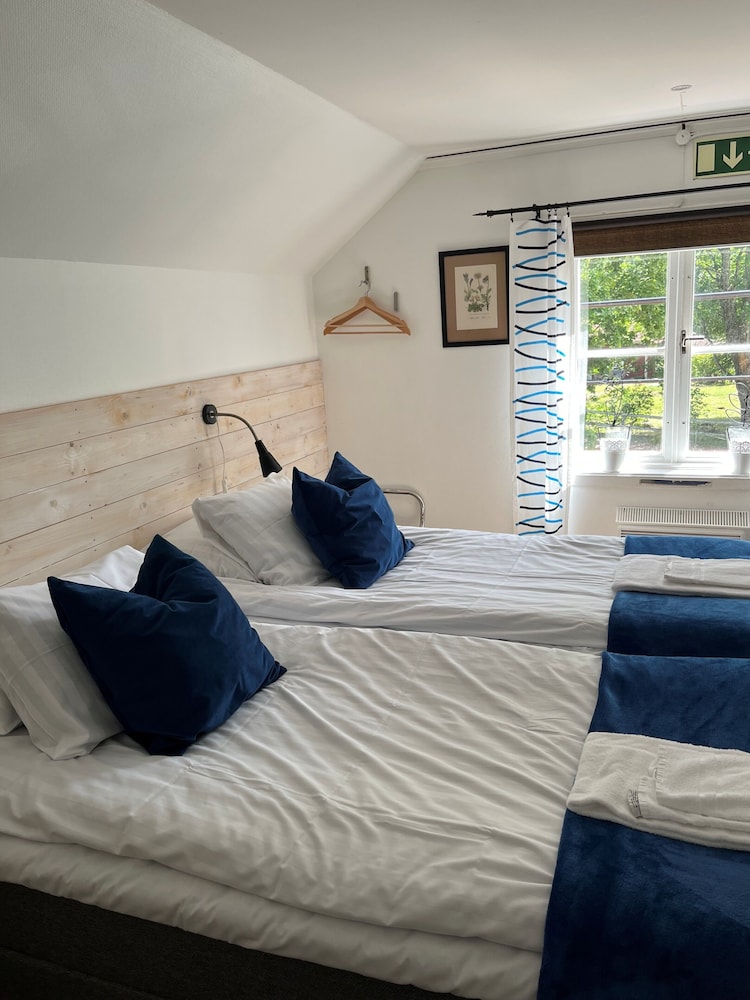 Double Room, Shared Bathroom (Hostel)