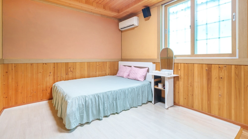 Basic Room, 1 Bedroom (101) photo 3
