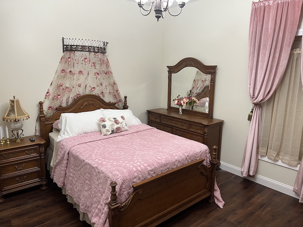 Room Number 1 - Photo 4