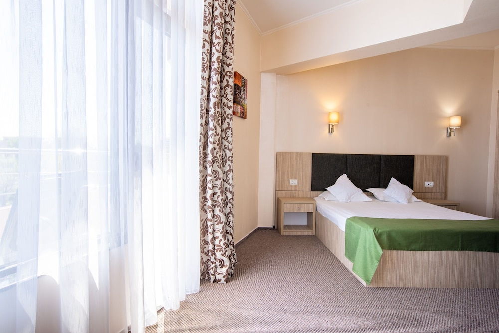 Economy Double Room - Photo 1