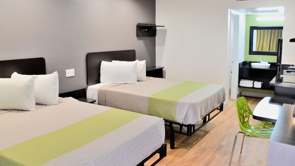 Deluxe Room, 2 Double Beds, Non Smoking, Kitchenette photo 1